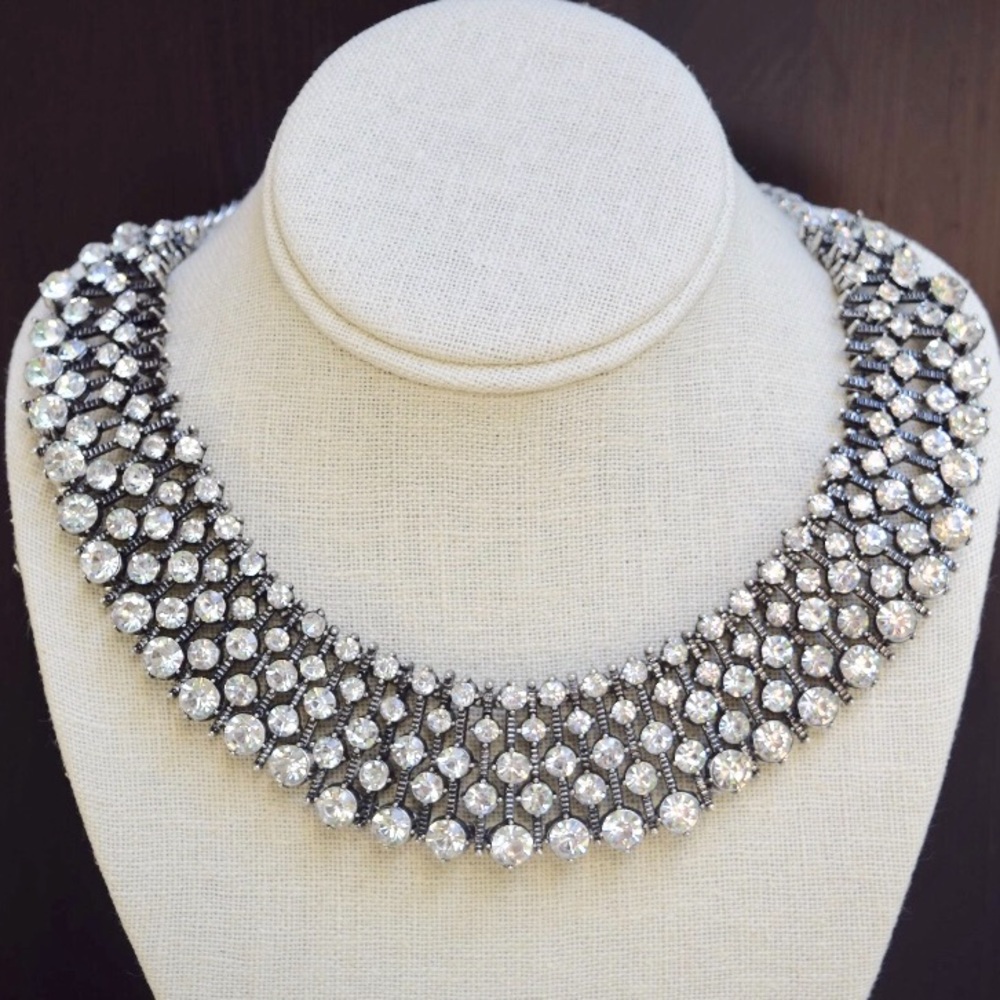 💓HP💓New princess bib necklaces jewelry
